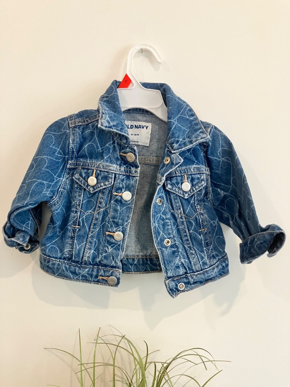 Old Navy Baby Heart-Print Denim Jacket – 12–18 Months - Picture 2 of 4